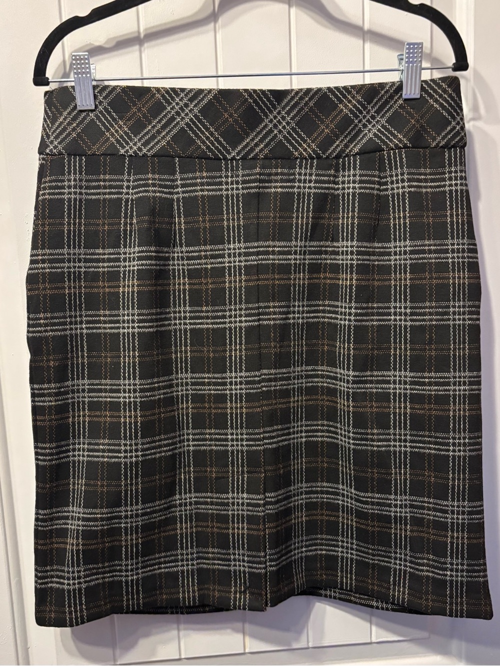 NWT! Plaid Pencil Skirt in Black, Brown, and White Plaid